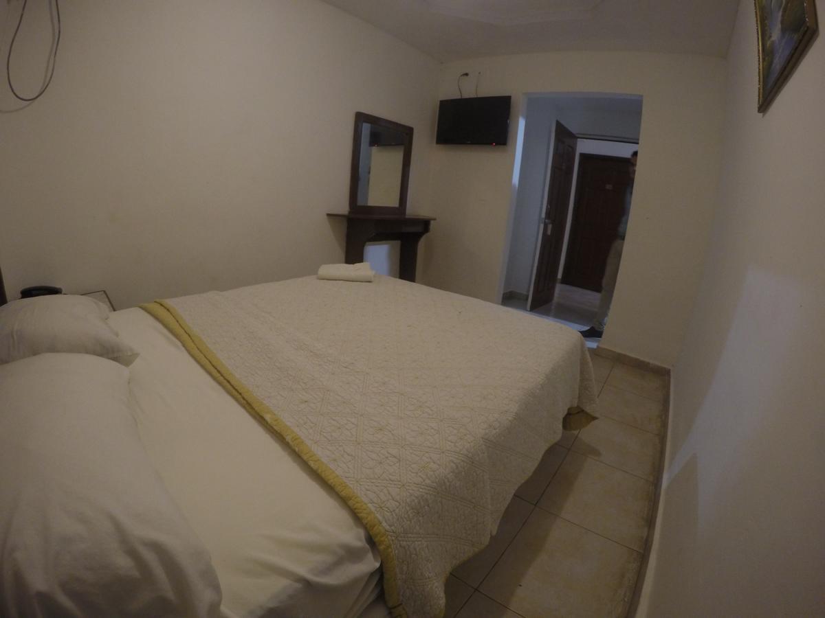 Backpacker Inn Kota Panama Bagian luar foto