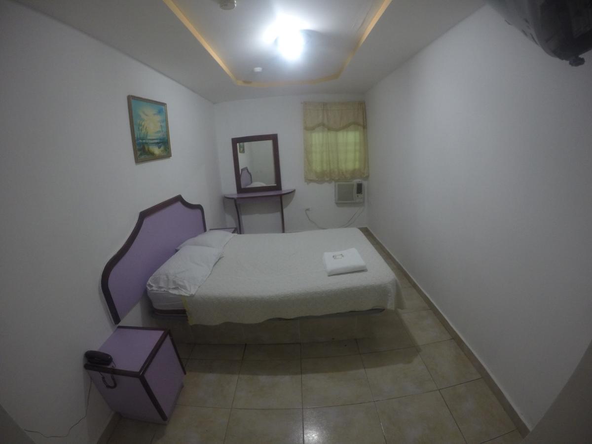 Backpacker Inn Kota Panama Bagian luar foto